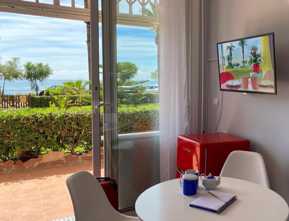 Sunrise Studio Miro, vistas jardín y mar Miami Platja  Exterior foto